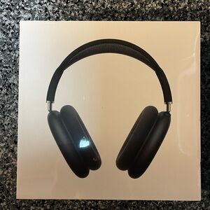 Apple AirPods Max Wireless Over-Ear Headphones - Black